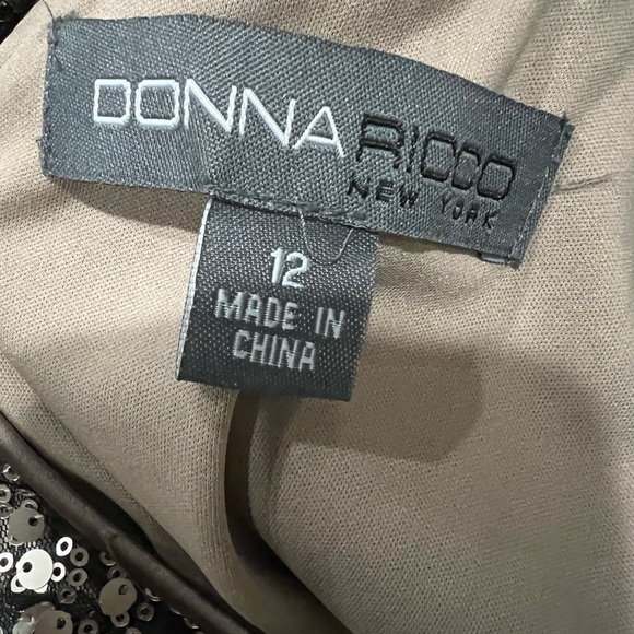 Donna Ricco 12 Taupe Ruched Sleeveless Sequin Detail Cocktail Dress NWT G - Picture 5 of 6